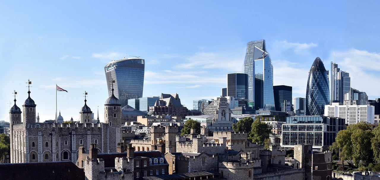 国际贸易英语，沟通全球市场的桥梁
