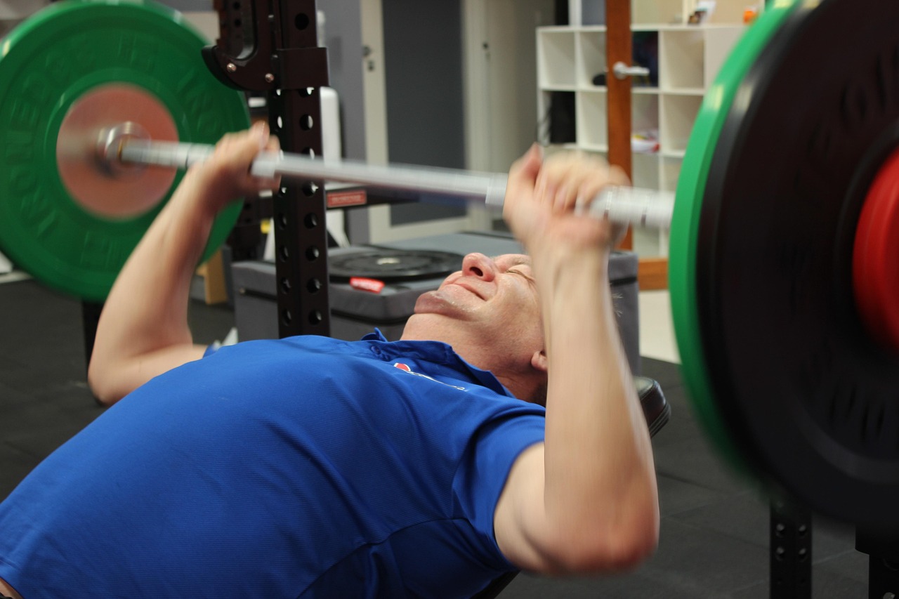 健身房（Gym）男性健身的全方位指南